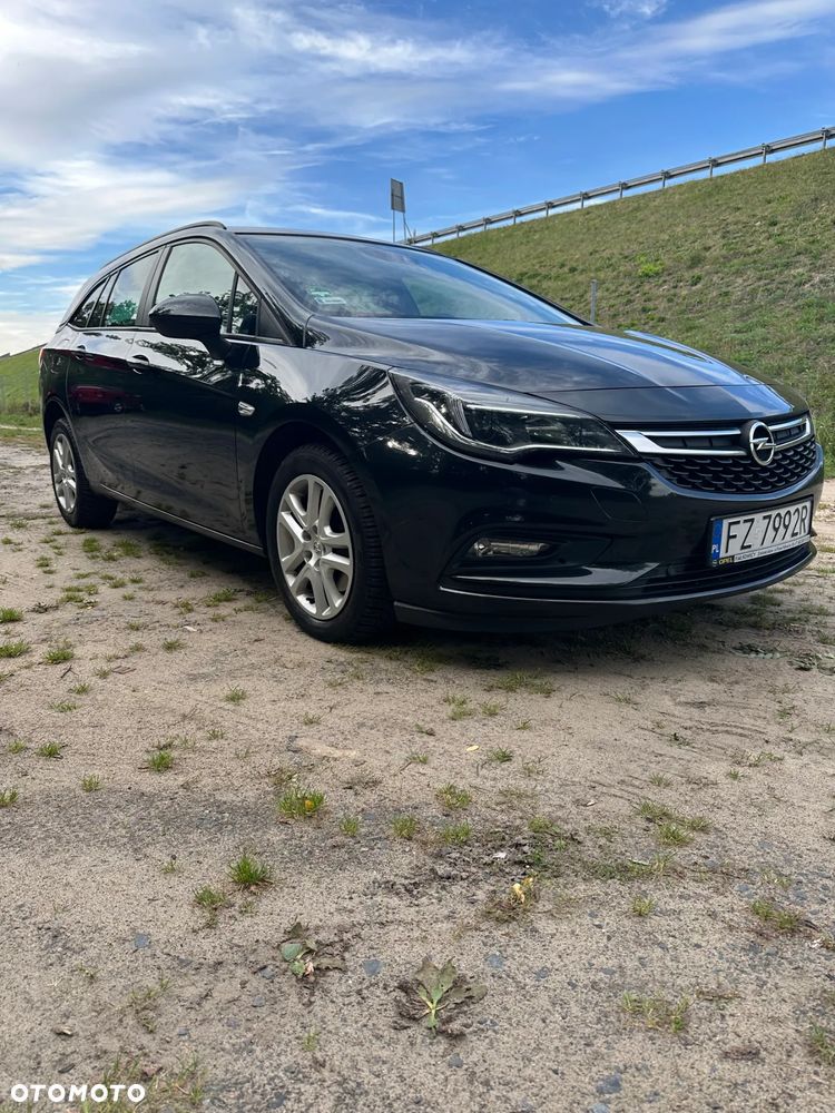 Opel Astra - 2