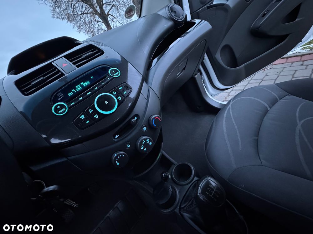 Chevrolet Spark - 21