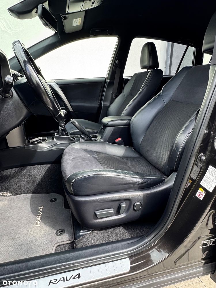 Toyota RAV4 2.0 D-4D 4x2 Start-Stop Executive - 10