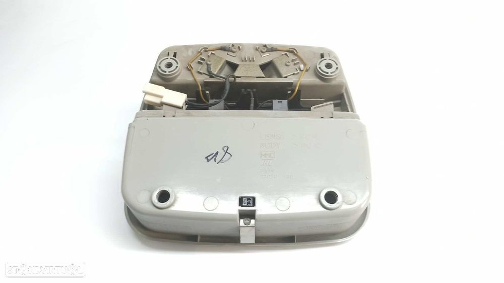 LUZ INTERIOR HYUNDAI SANTA FE (SM) 2.0 GLS CRDI - 10