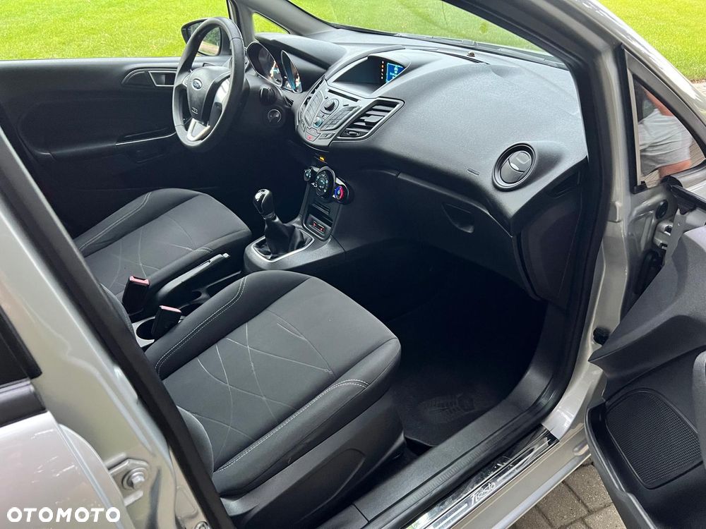 Ford Fiesta - 19