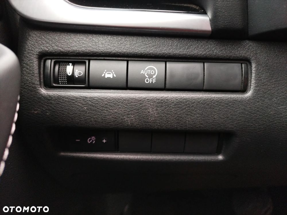 Nissan Qashqai 1.3 DIG-T MHEV N-Connecta Xtronic - 17