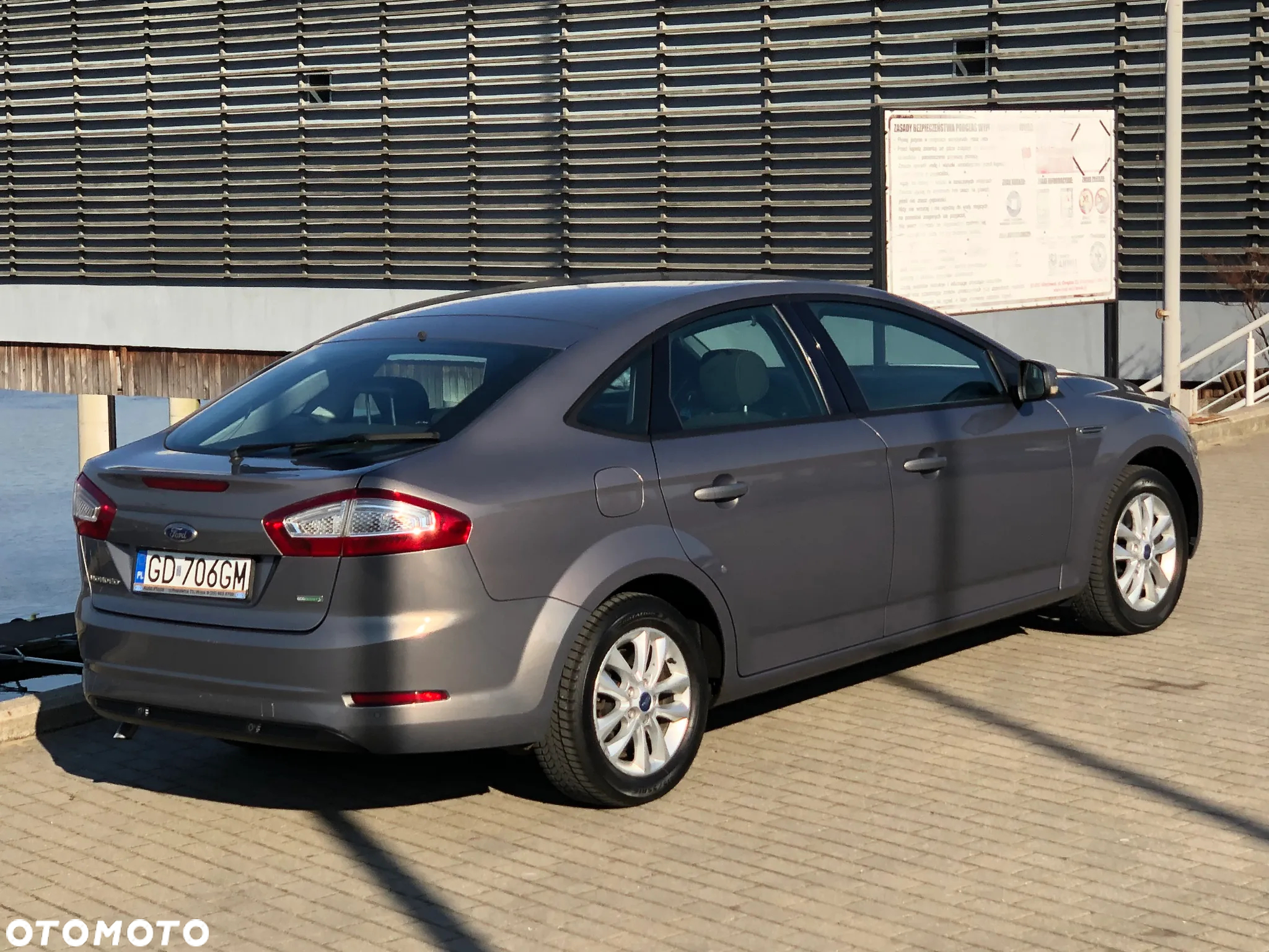 Ford Mondeo - 24