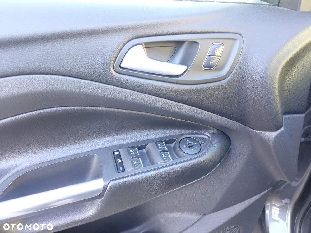 Ford Kuga 1.5 EcoBoost FWD Trend ASS MMT6 - 9