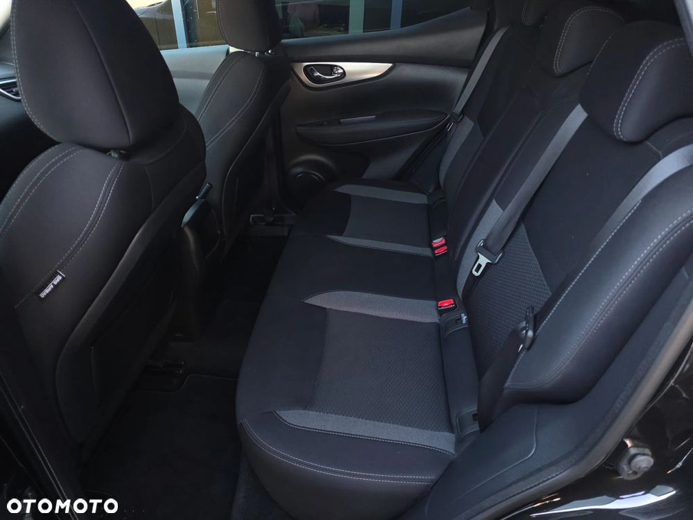 Nissan Qashqai 1.3 DIG-T N-Connecta - 19