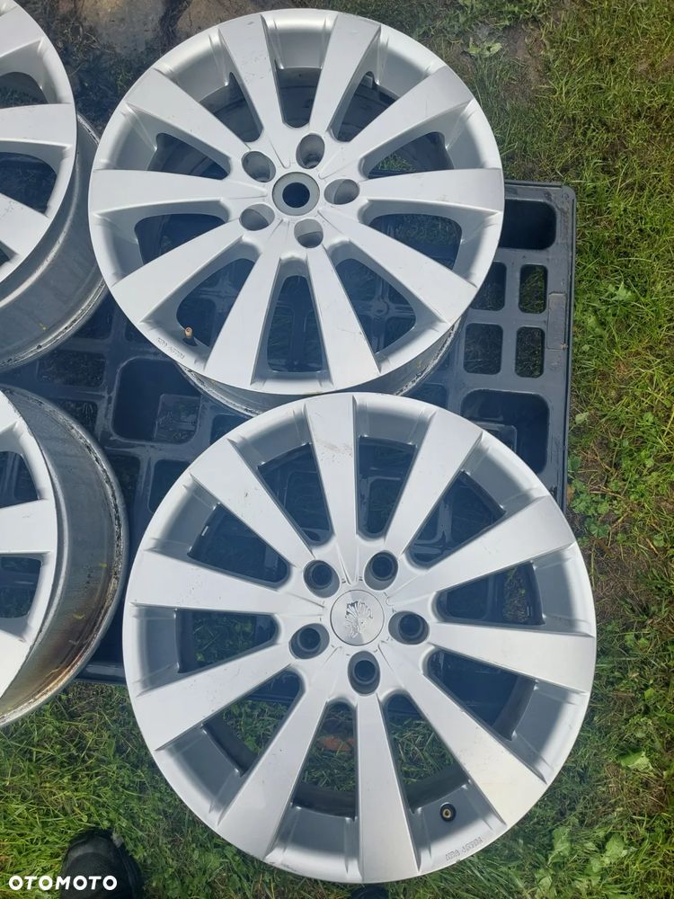 FELGI ALUFELGI ALUMINIOWE BMW 5X120 R 18 - 3
