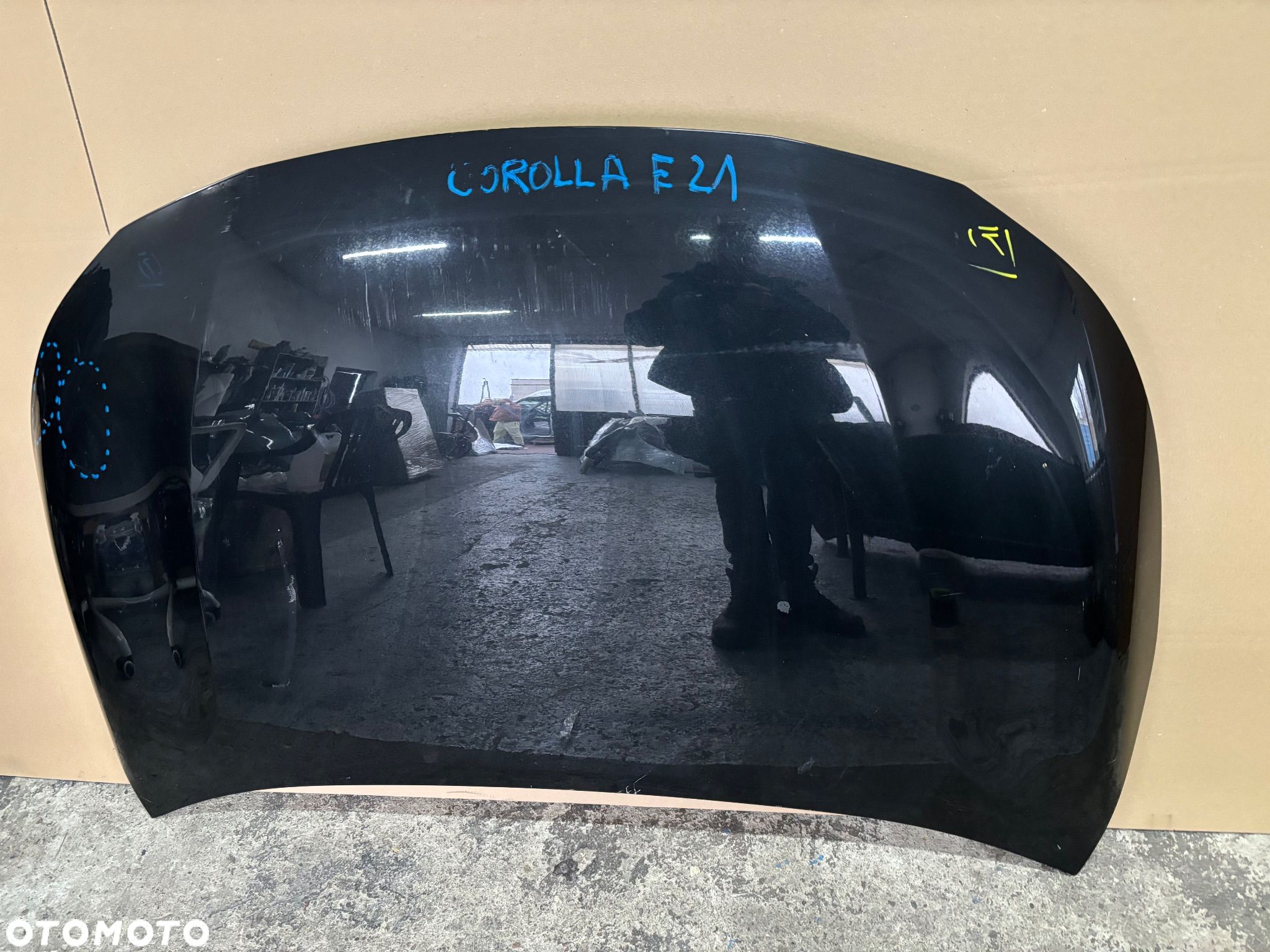 Toyota Corolla  E21 HB kombi Maska silnika - 1