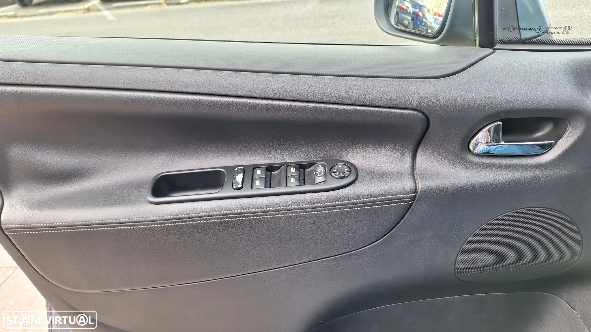 Peugeot 207 SW 1.6 HDi Outdoor FAP - 14