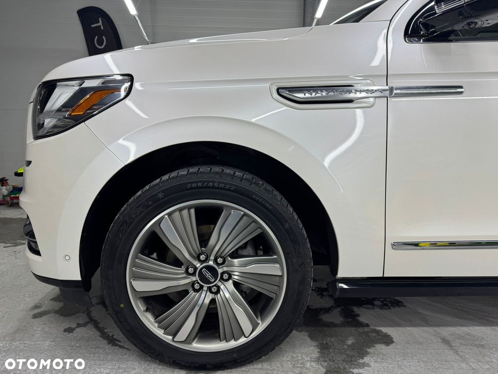 Lincoln Navigator - 8