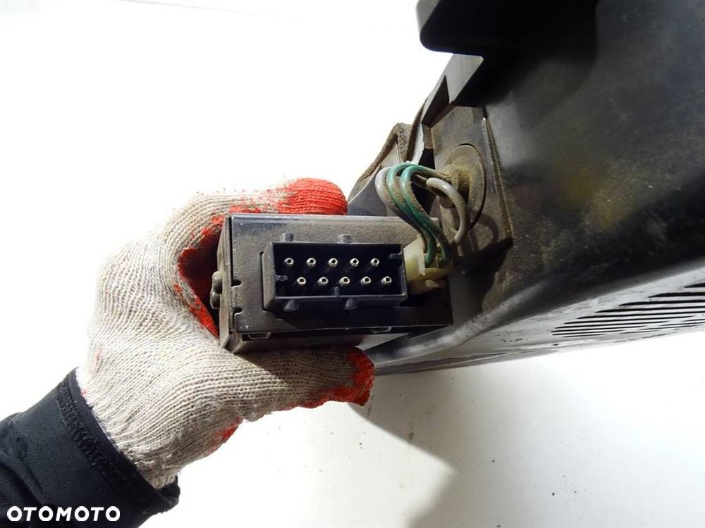 WZMACNIACZ HARMAN KARDON  BMW 3 coupe (E46) 1998 - 2006 323 Ci 125 kW [170 KM] benzyna 1999 - 2000 - 5