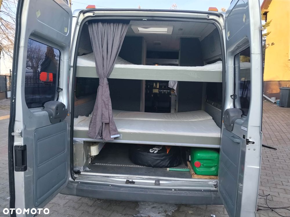Ford Transit - 9