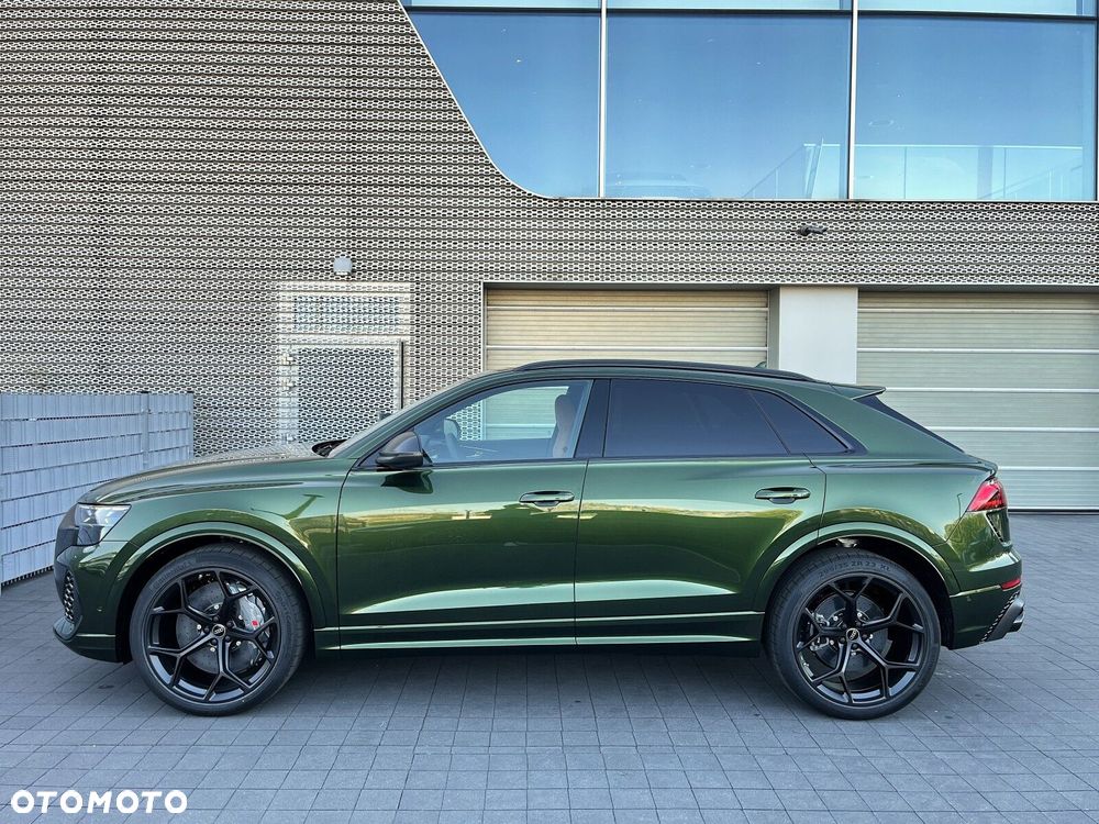 Audi RS Q8 - 11