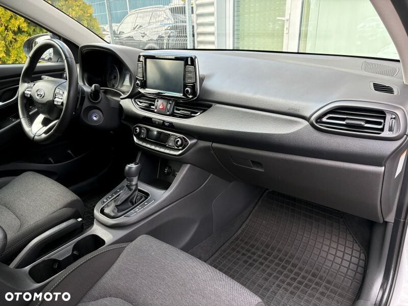 Hyundai i30 1.5 T-GDI 48V Smart DCT - 11