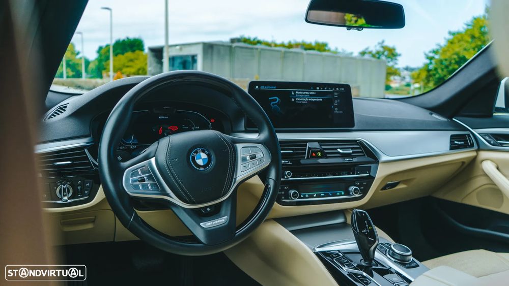 BMW 520 e - 13