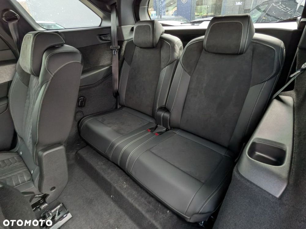 Peugeot 5008 Hybrid 145 e-DSC6 GT - 26