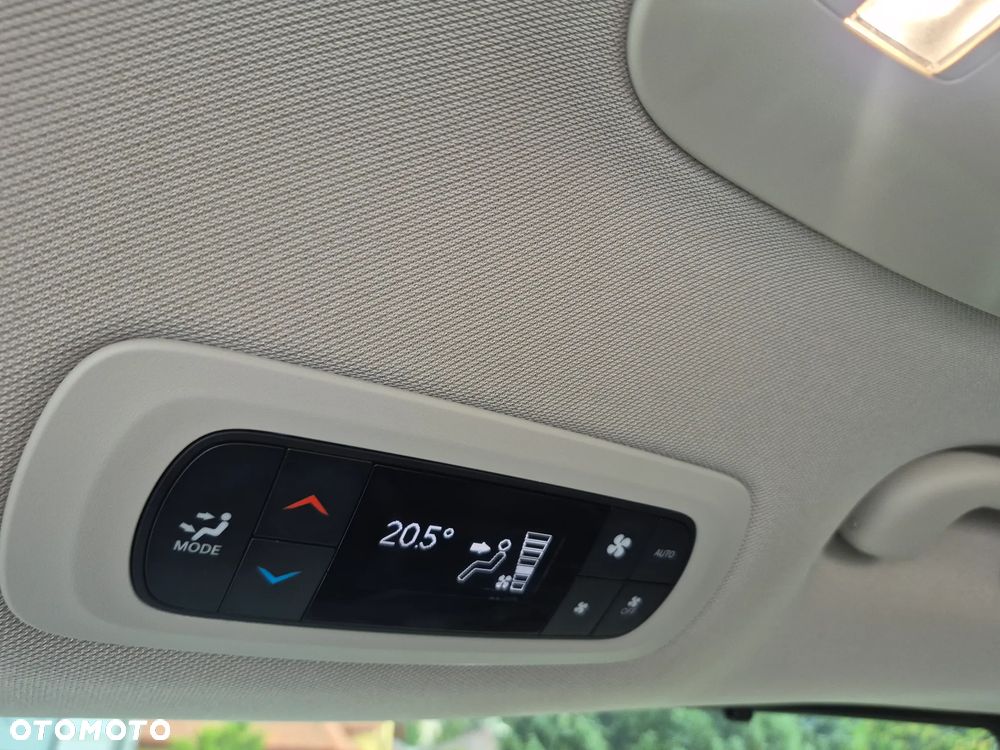 Chrysler Pacifica - 23