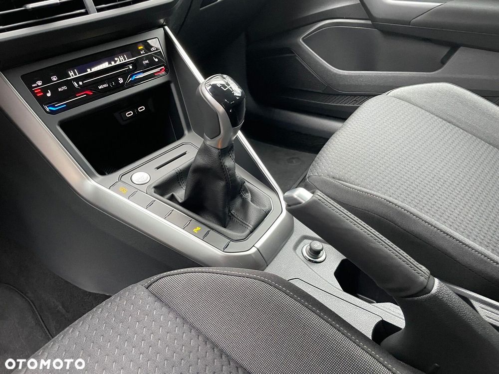 Volkswagen Taigo - 23