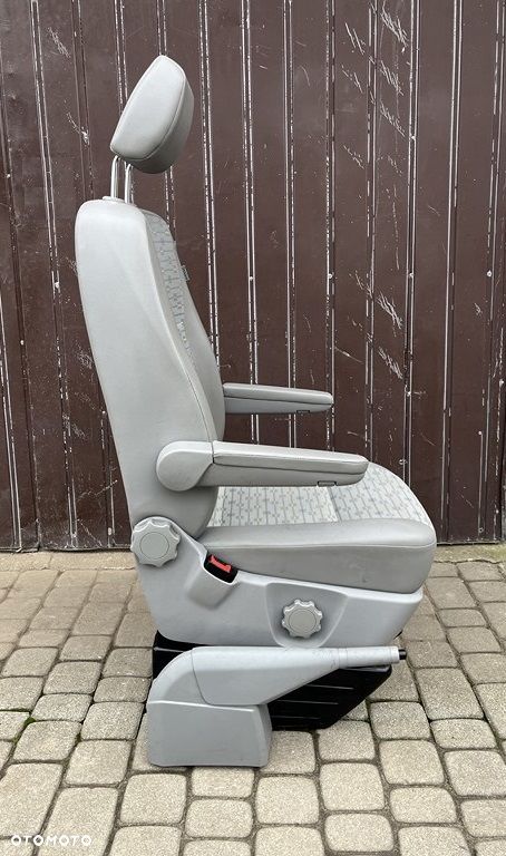 FOTEL LEWY KIEROWCY PRZÓD PRZEDNI PALACE PLACE AIRBAG PODŁOKIETNIK PODGRZEWANY VW T5 LIFT T6 CARAVELLE DOKA TRANSPORTER EU - 6