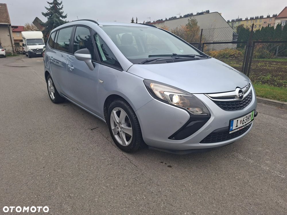 Opel Zafira 2014 photo 4