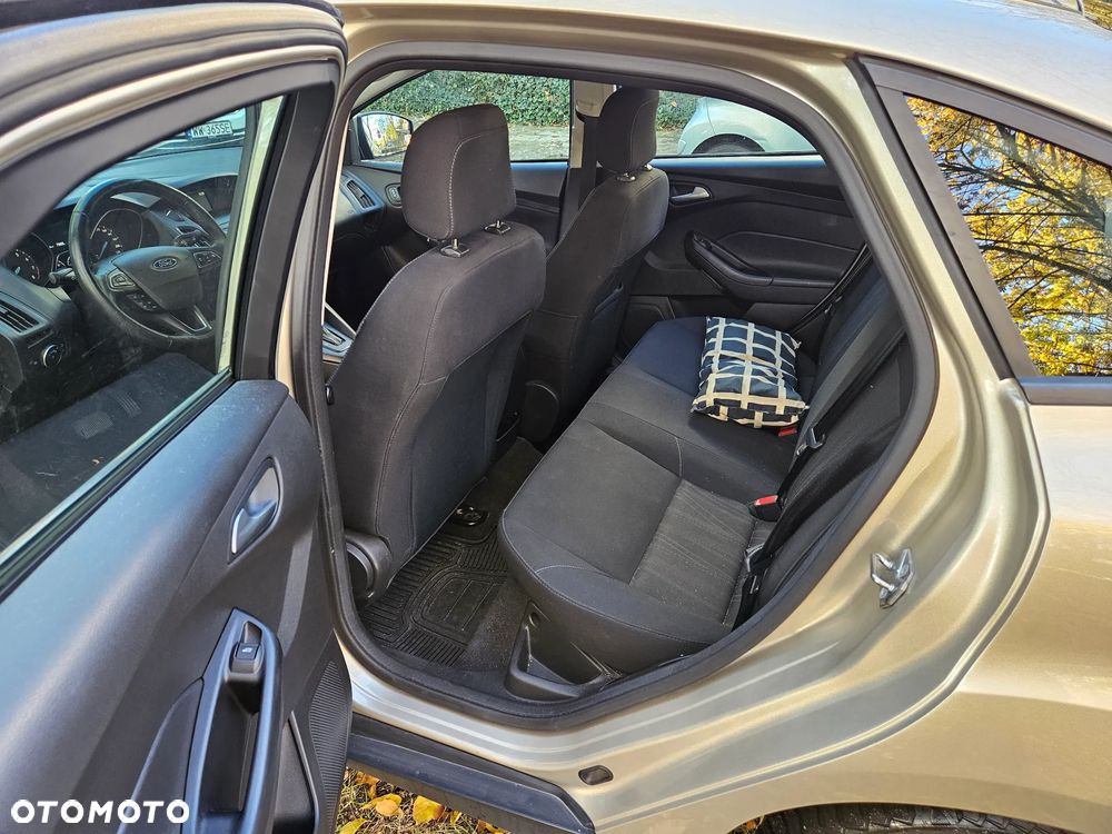 Ford Focus - 14