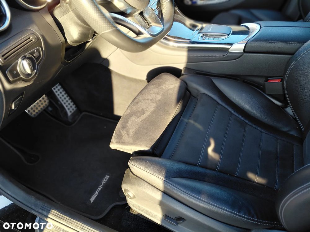 Mercedes-Benz GLC - 11