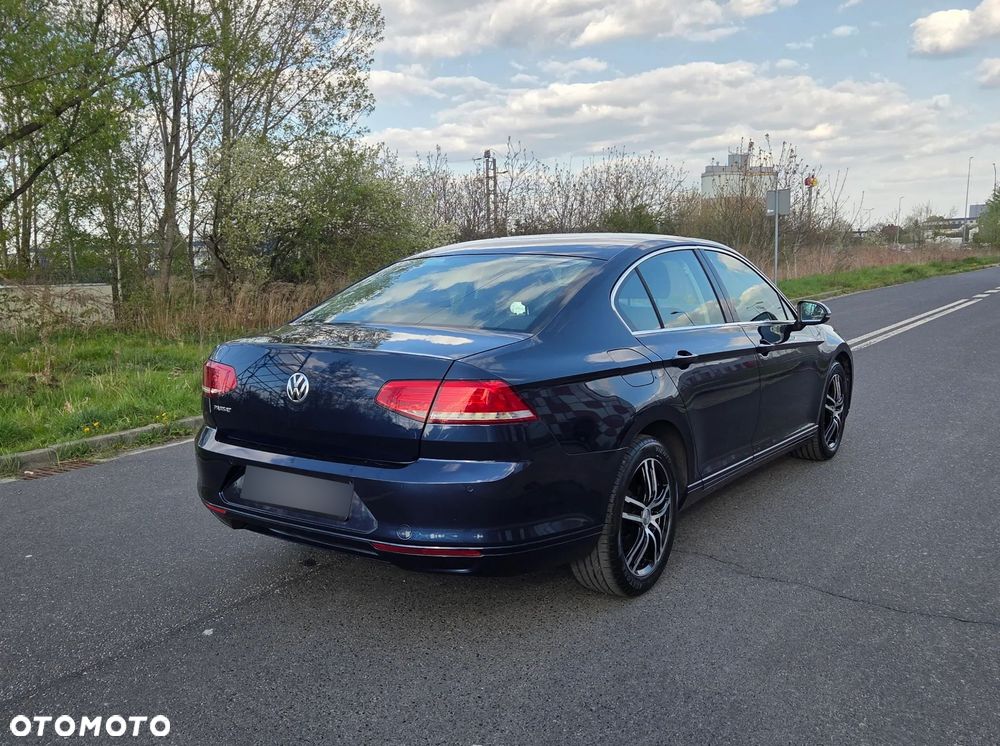 Volkswagen Passat ver-1-4-tsi-bmt-act-comfortline - 17