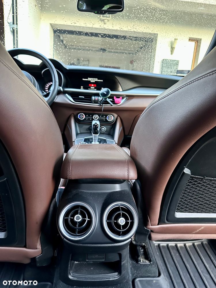 Alfa Romeo Stelvio 2.0 Turbo Executive Q4 - 17