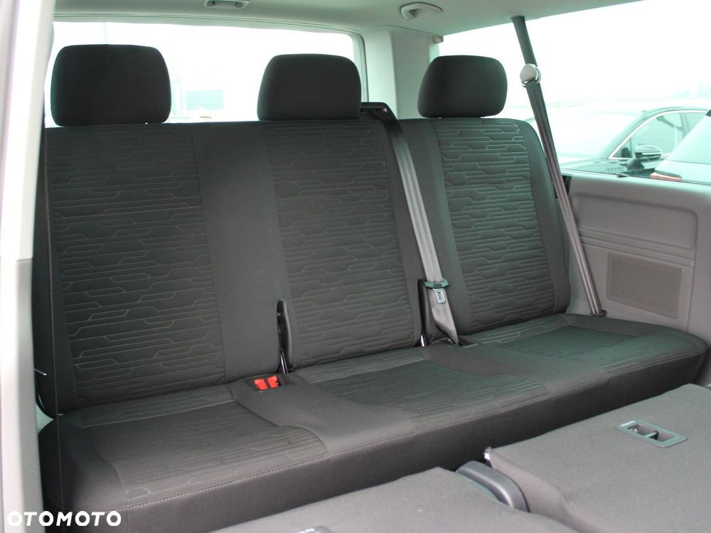 Volkswagen Caravelle - 18