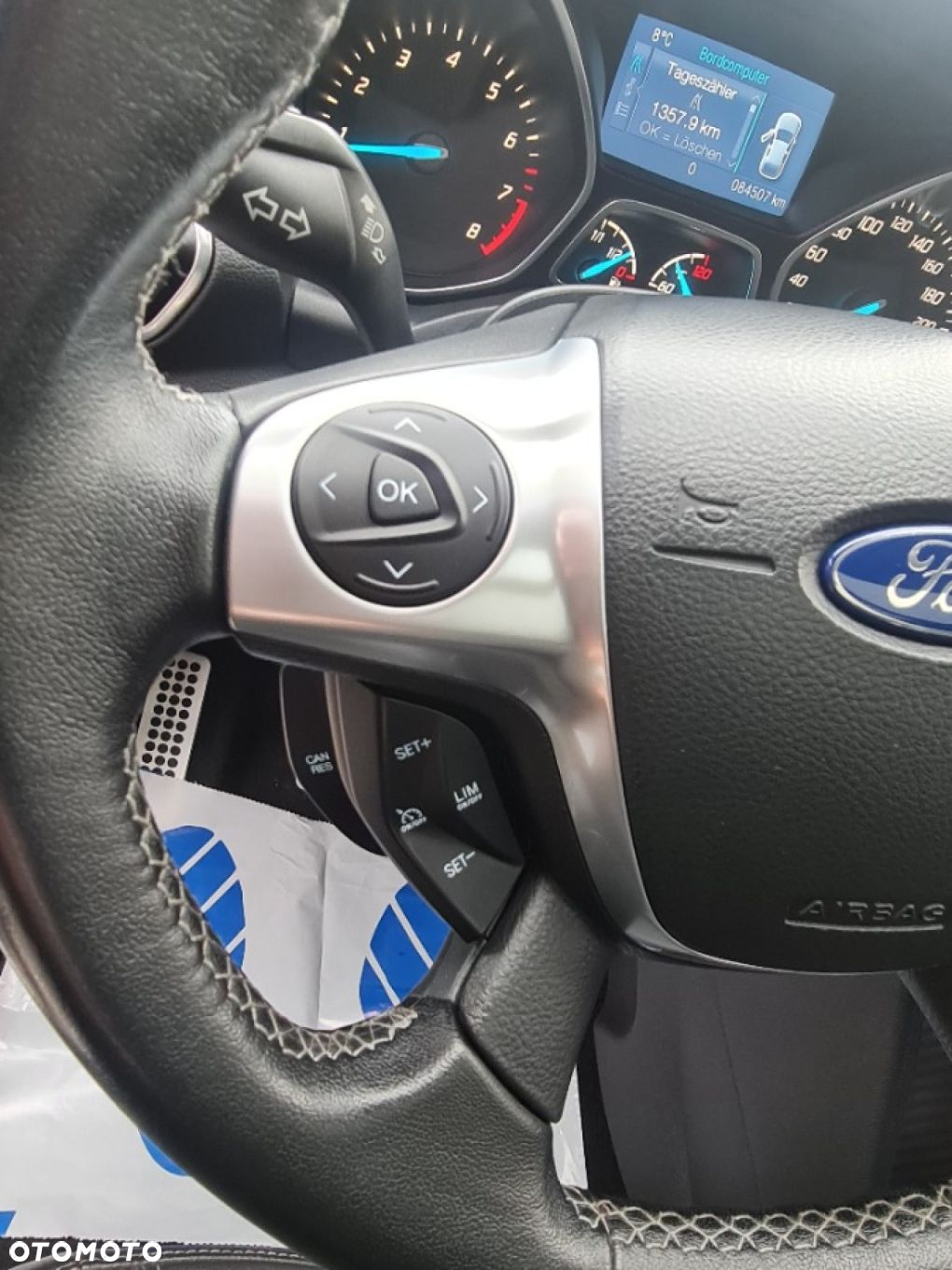 Ford Kuga - 11