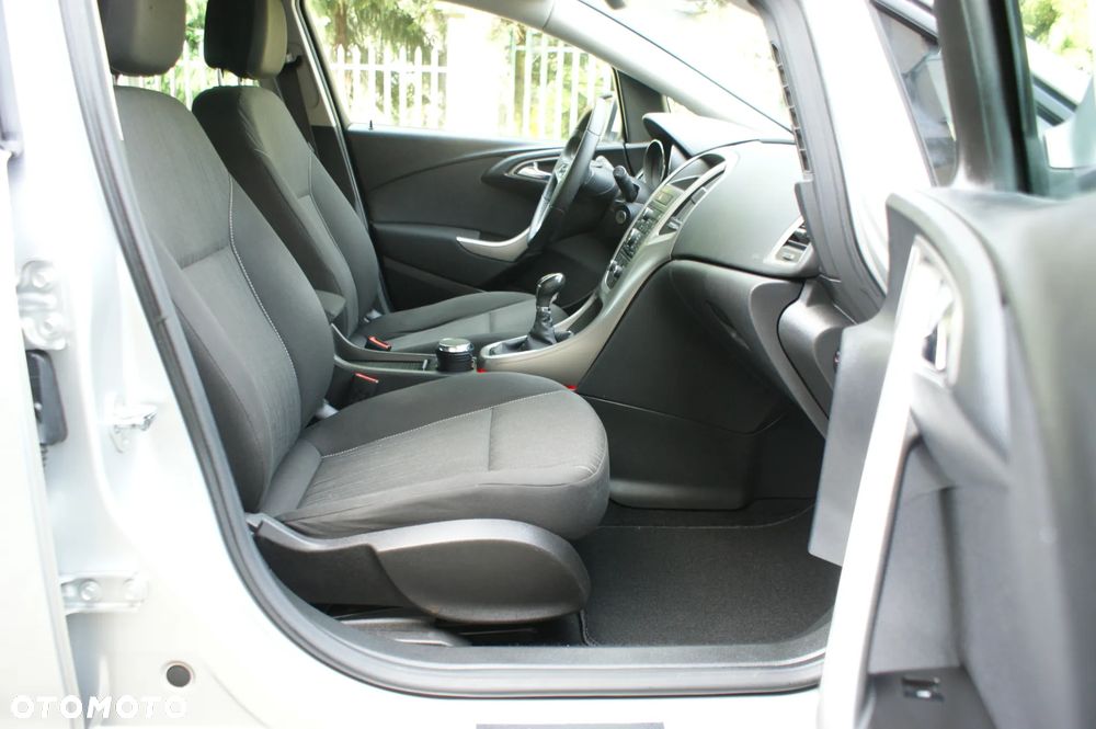 Opel Astra - 9