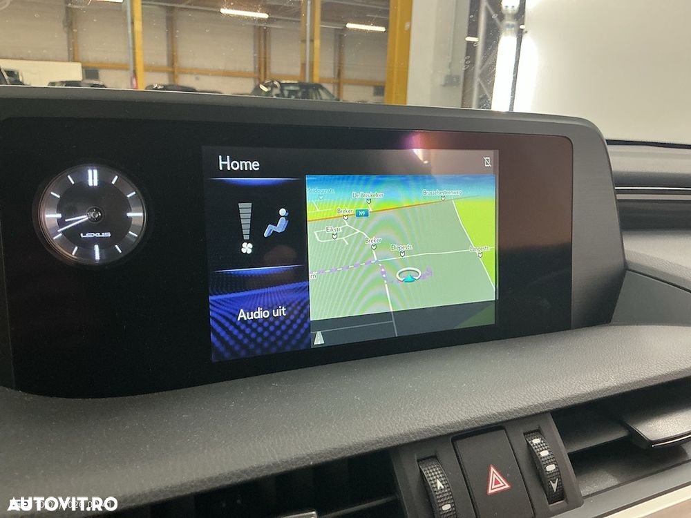 Lexus Seria ES 300h Executive - 11