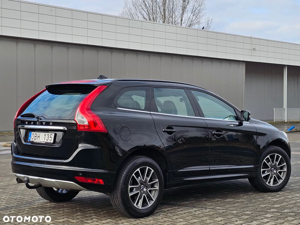 Volvo XC 60 D4 Momentum - 16