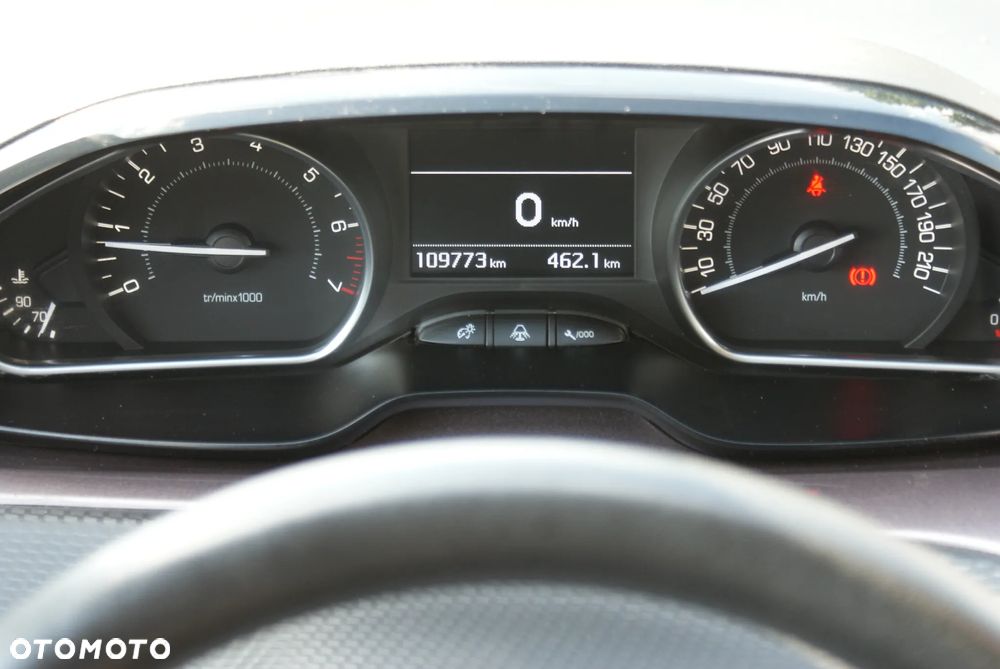 Peugeot 2008 1.6 VTi Style - 9