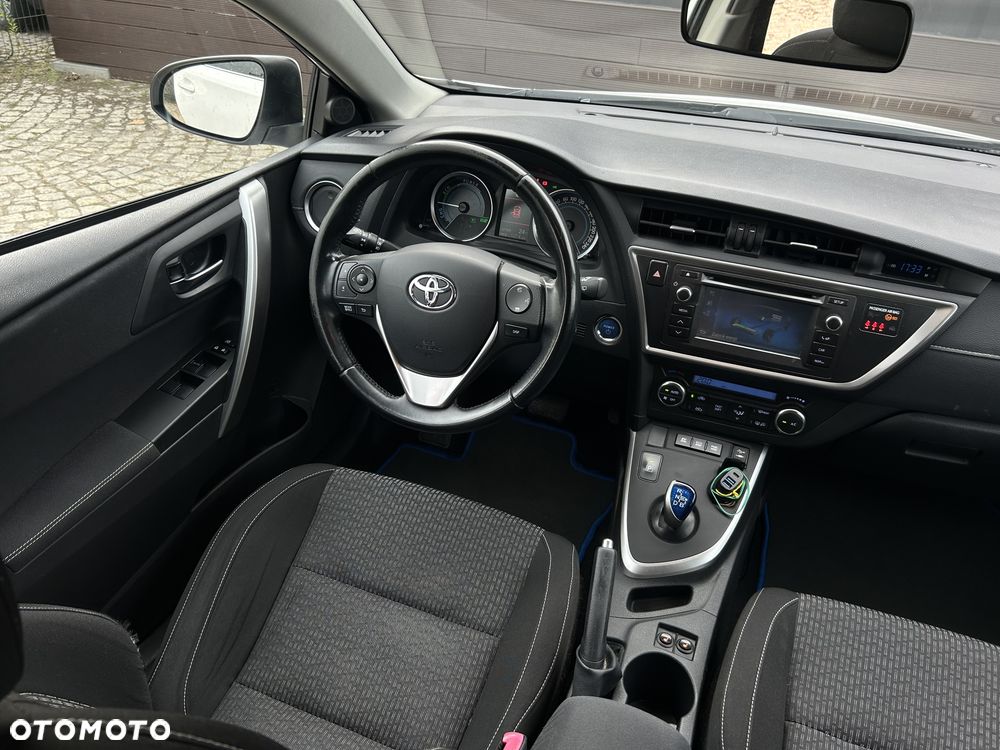Toyota Auris - 12