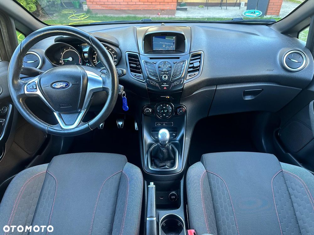 Ford Fiesta 1.0 EcoBoost S&S ST-LINE X - 12
