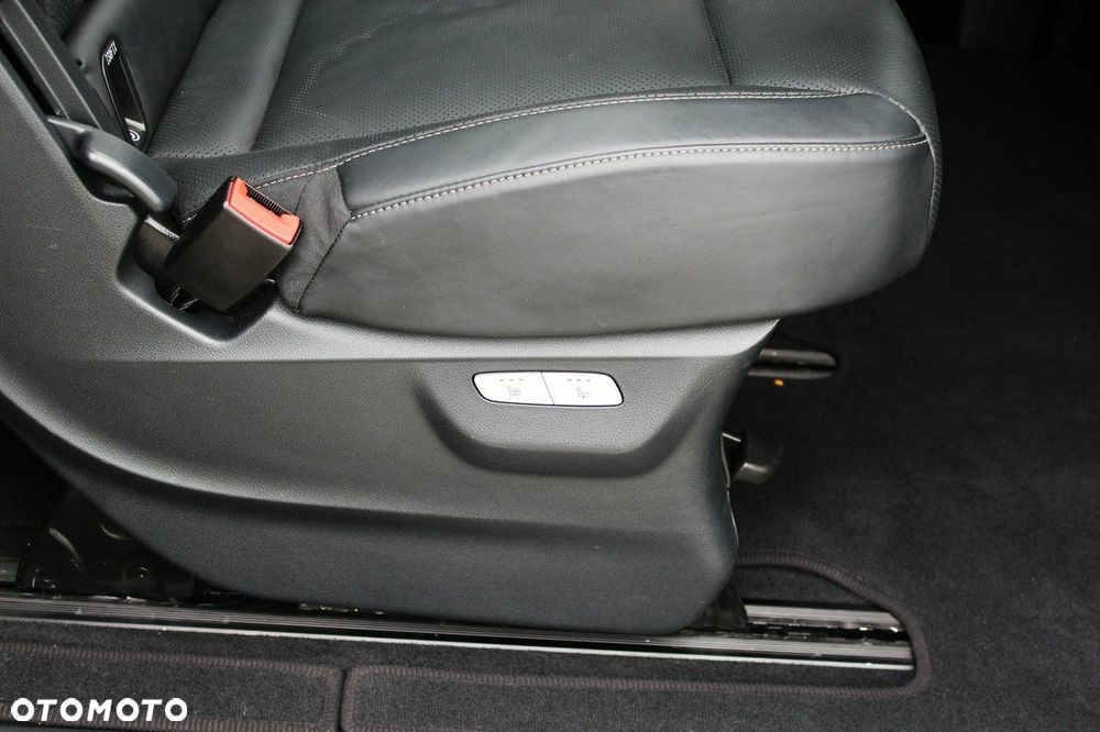 Mercedes-Benz Klasa V 250 d 4-Matic Exclusive 9G-Tronic (d³ugi) - 35