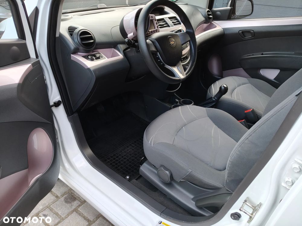 Chevrolet Spark 1.2 LS+ - 24