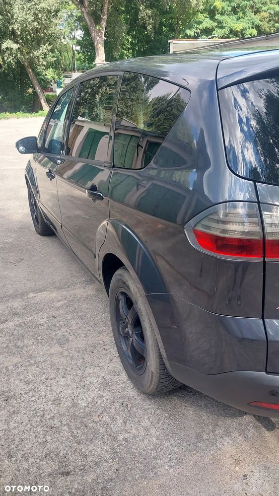 Ford S-Max - 10