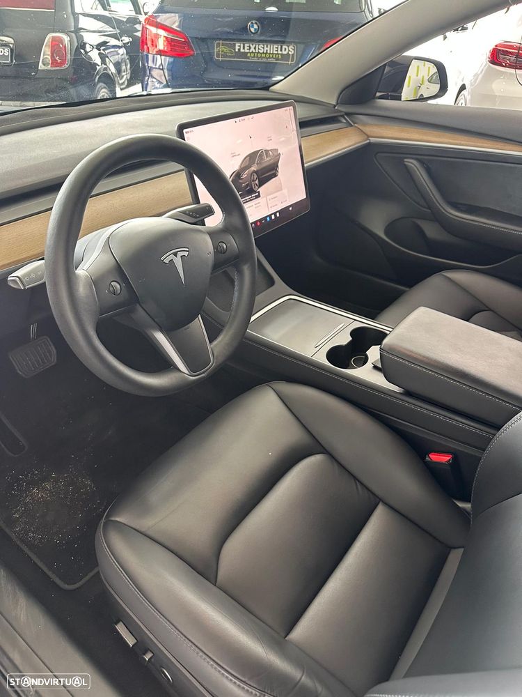 Tesla Model 3 Standard Range Plus RWD - 11