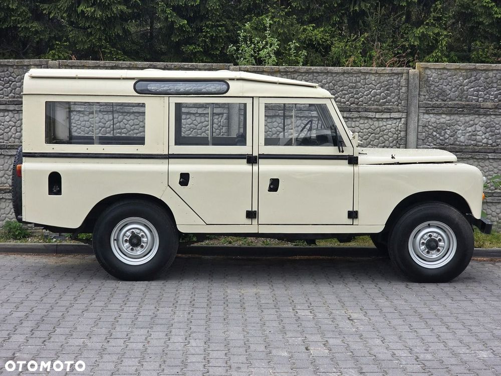 Land Rover Defender - 6