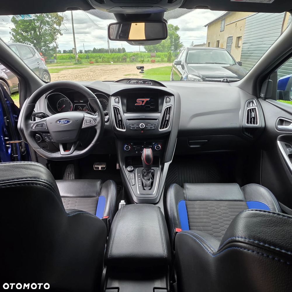 Ford Focus 2.0 TDCi ST-2 PowerShift - 10