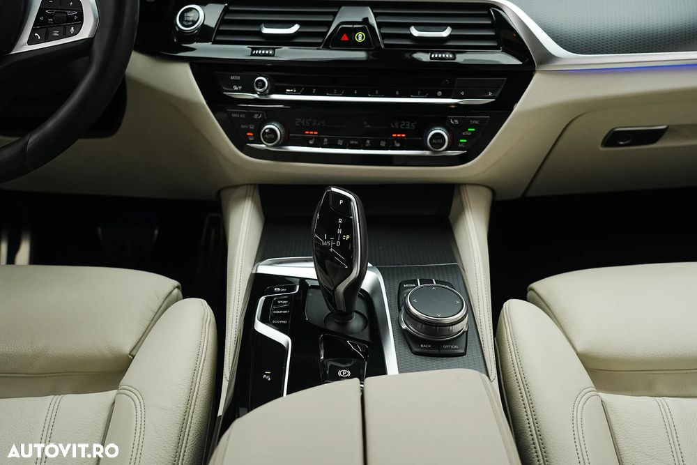 BMW Seria 5 518d AT MHEV - 18