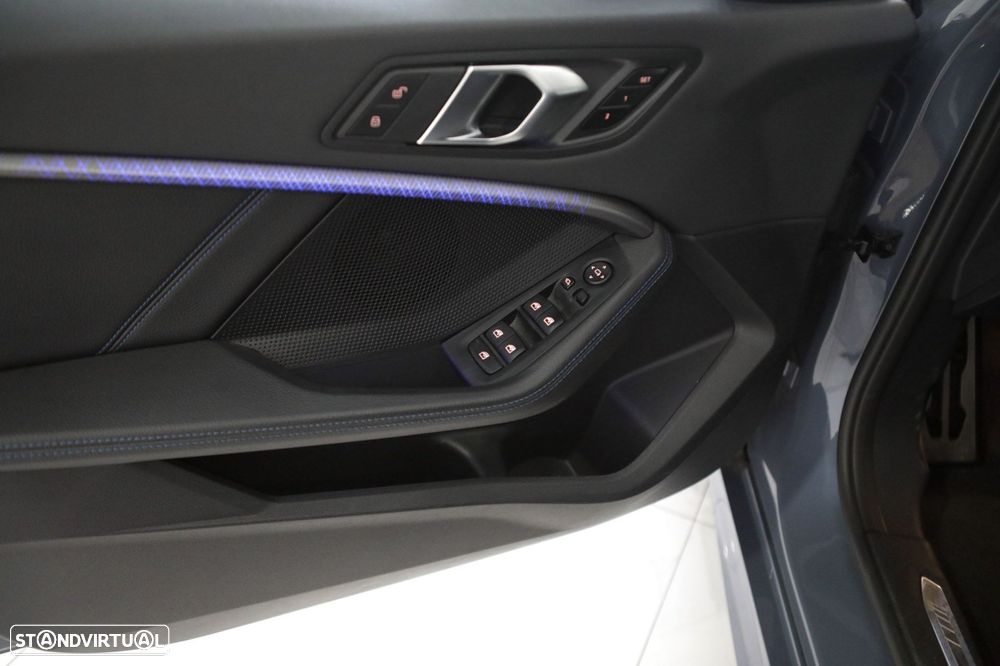 BMW 118 d Pack Desportivo M Pro - 16