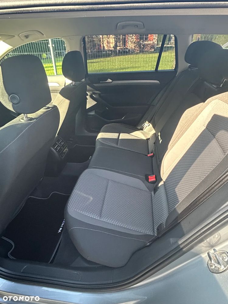 Volkswagen Passat 1.6 TDI BMT Comfortline - 5