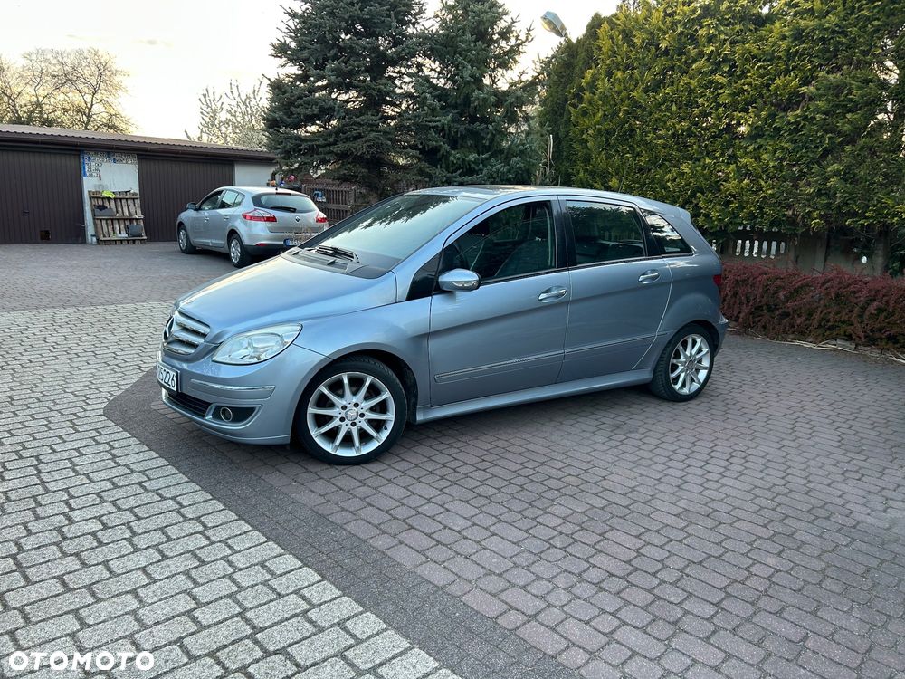 Mercedes-Benz Klasa B - 1