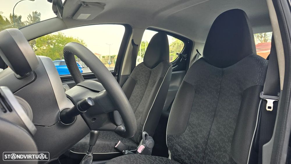 Peugeot 107 1.0 Urban - 27