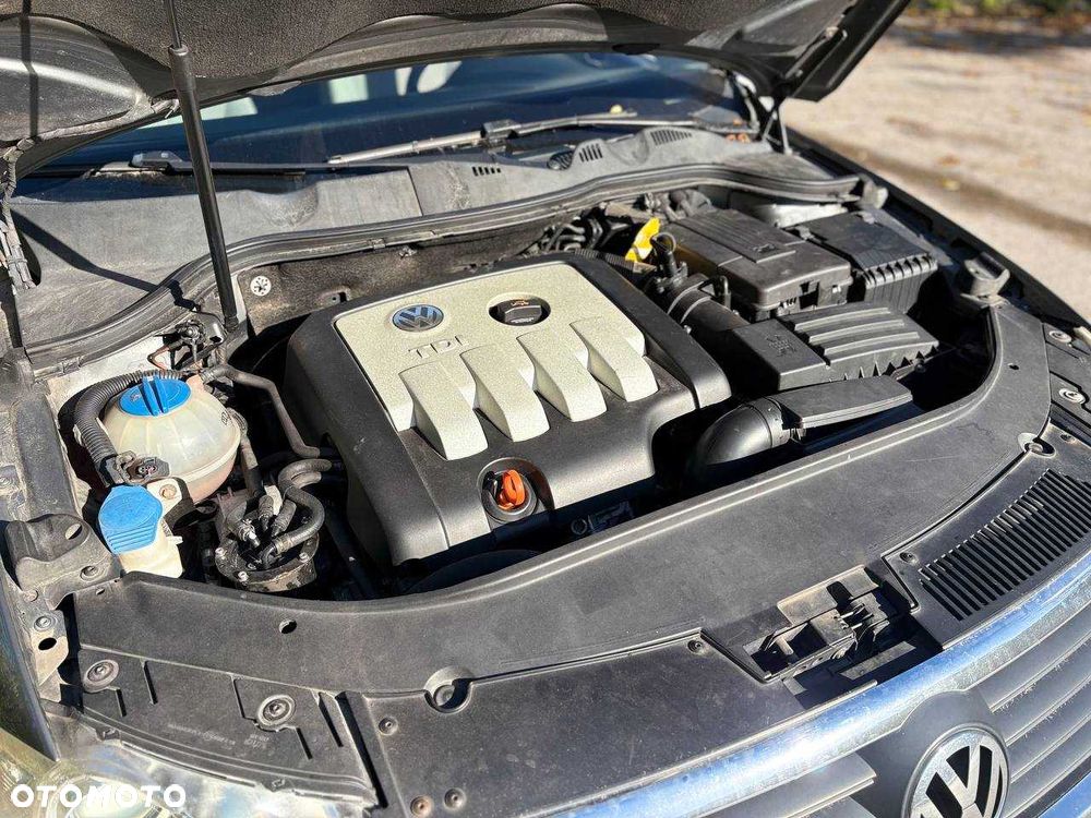 Volkswagen Passat - 3