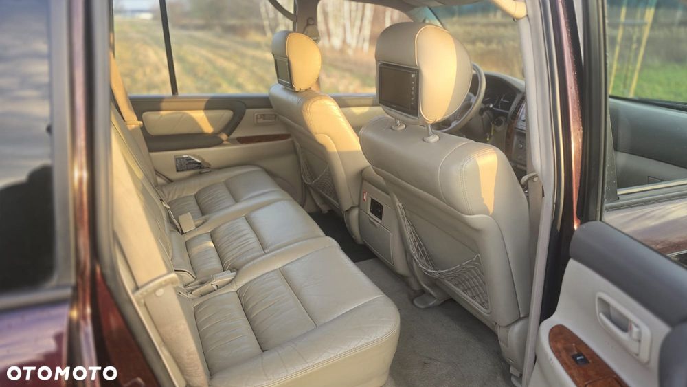 Toyota Land Cruiser 4.7 V8 - 23