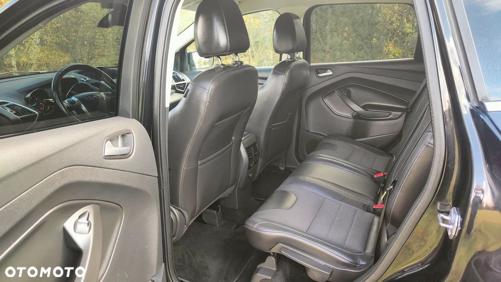 Ford Kuga - 17