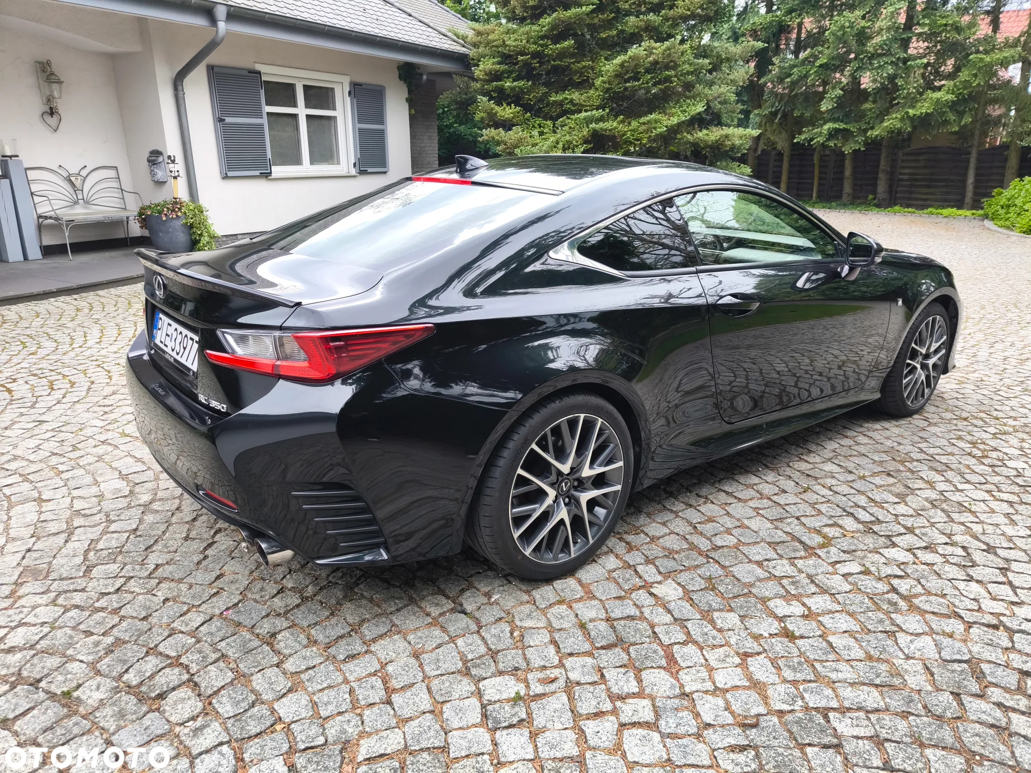 Lexus RC - 8